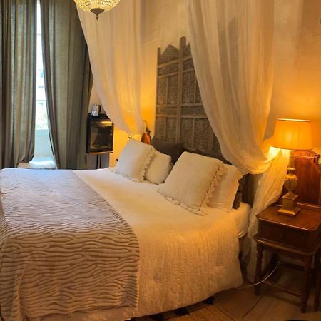 Les Chambres De Amelie B&B Bolonia Exterior foto