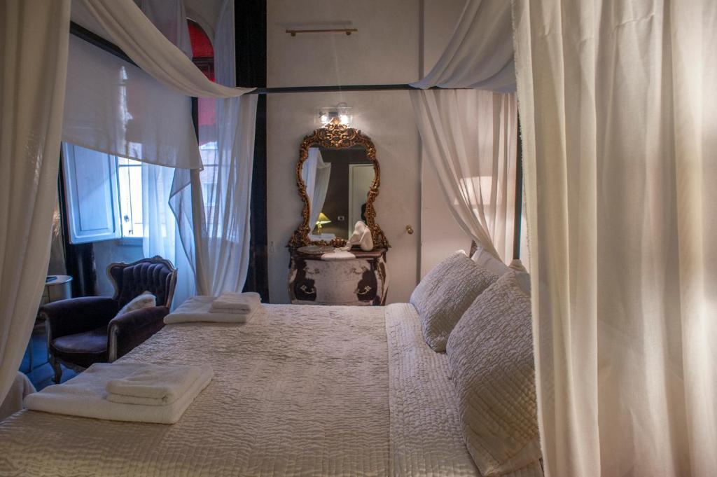 Les Chambres De Amelie B&B Bolonia Habitación foto
